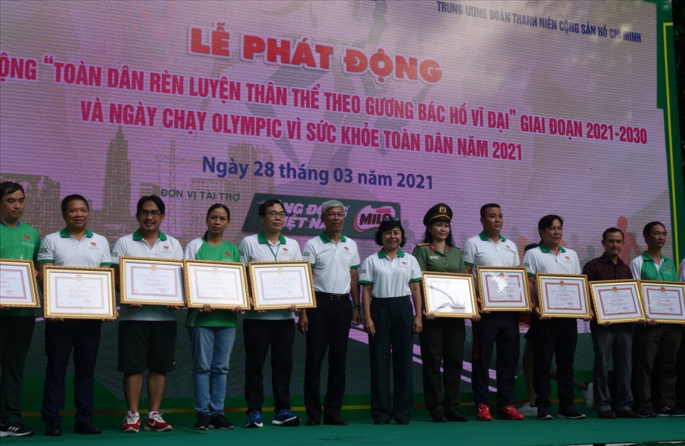 Campaign launched to encourage all people to exercise to follow Uncle Ho’s example